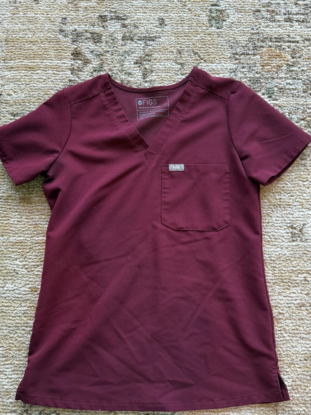 FIGS Burgundy scrub top - XXS